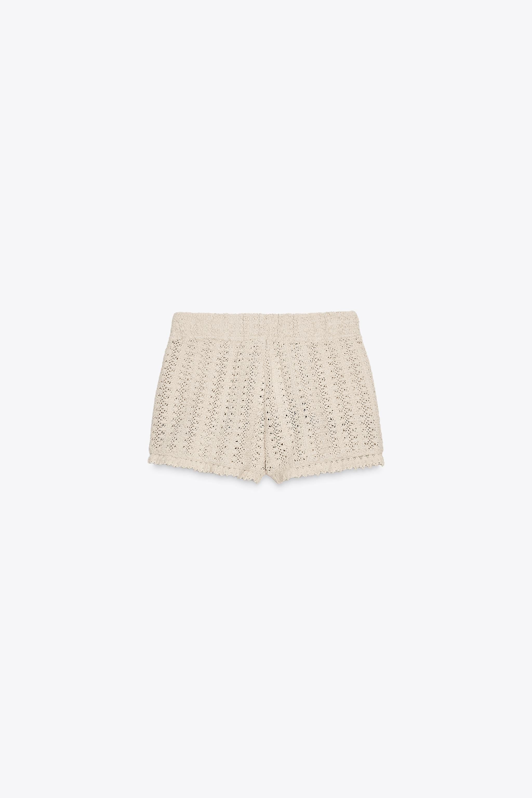 EMBROIDERED CROCHET SHORTS